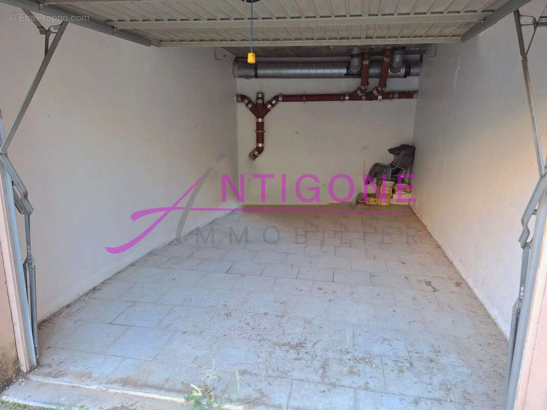 Autre à SANARY-SUR-MER