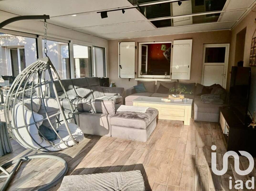 Photo 1 - Maison à JARZE