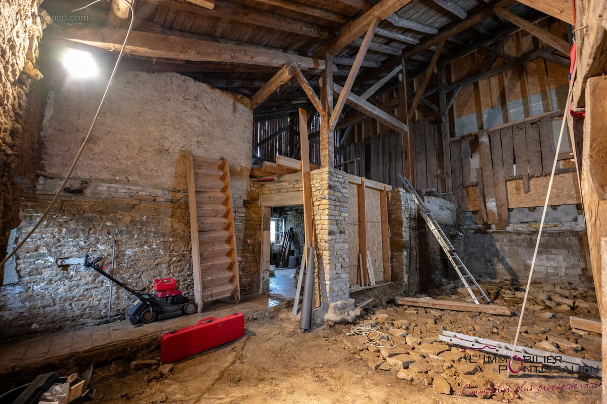 Gevresin - ferme a renover - photo 13