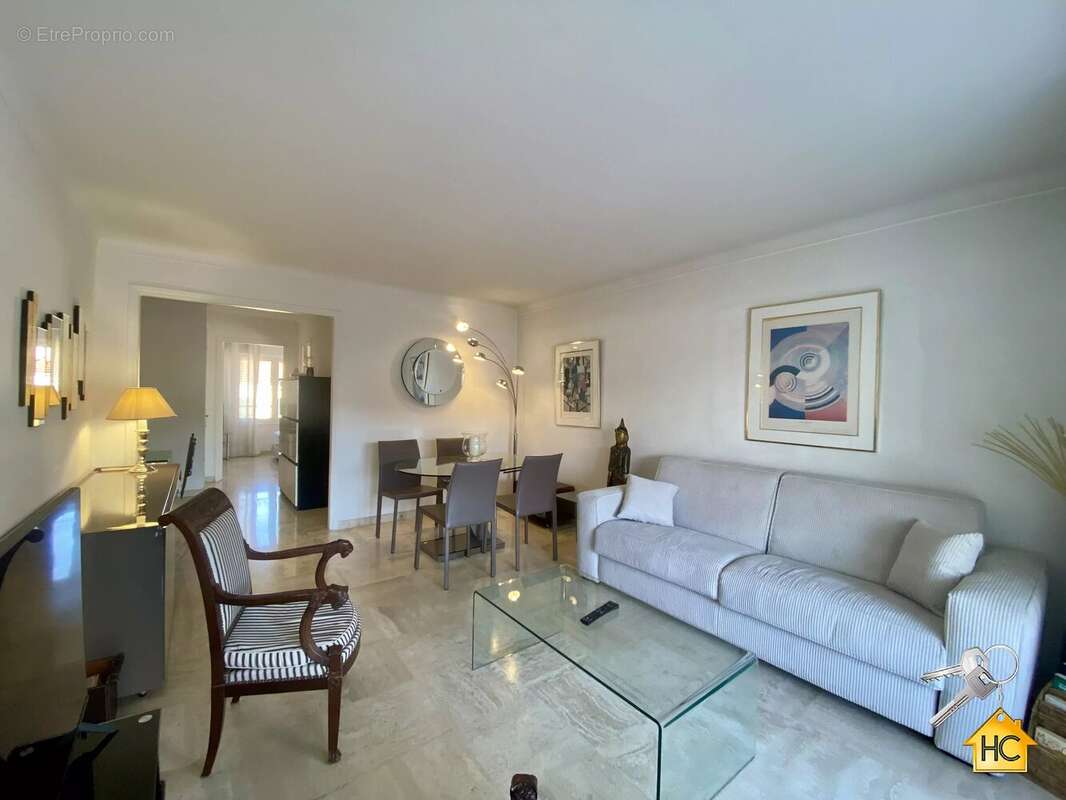 T2.Cannes Centre limite Banane - photo 3