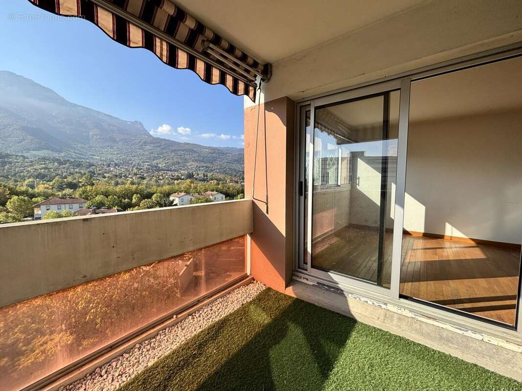 Appartement à ECHIROLLES