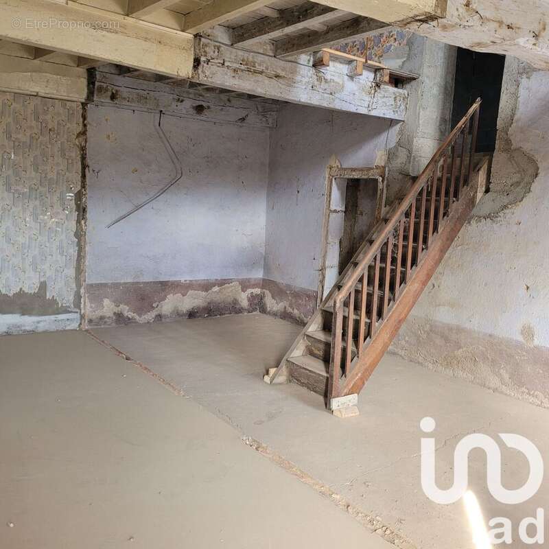 Photo 2 - Maison à SAINT-LAURENT-DE-CHAMOUSSET