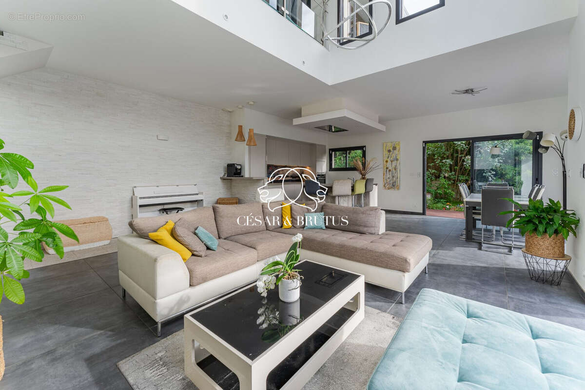 Maison 172 m² à Saint-Didier-Au-Mont-D'or  - photo 8