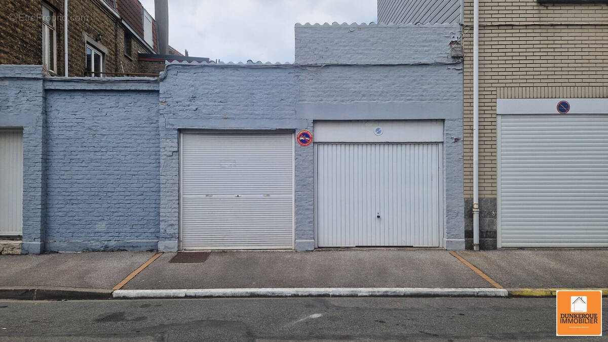 Parking à COUDEKERQUE-BRANCHE