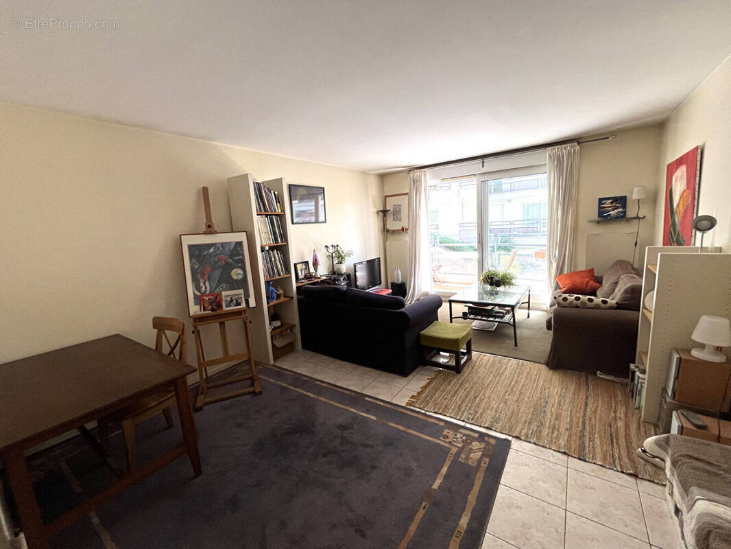 Appartement à CHAVILLE