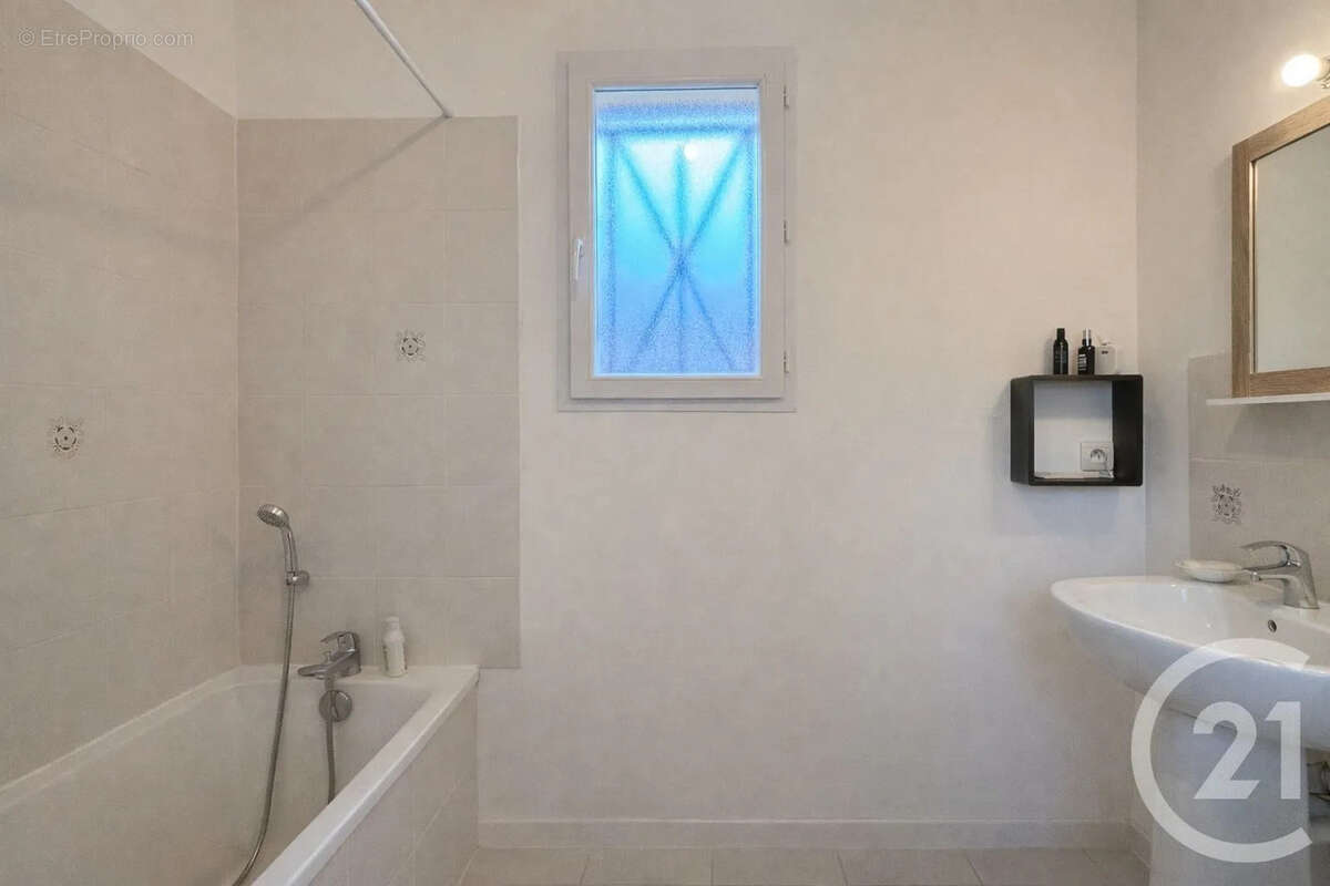 Appartement à EZY-SUR-EURE