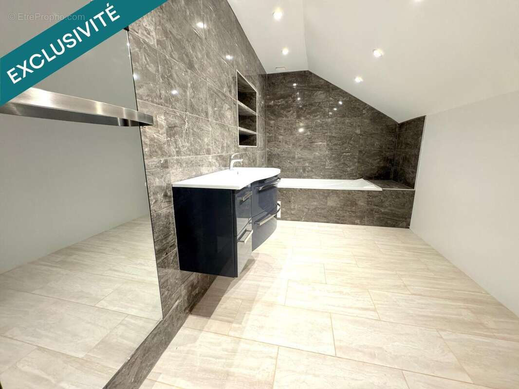 Photo 5 - Maison à RATTE