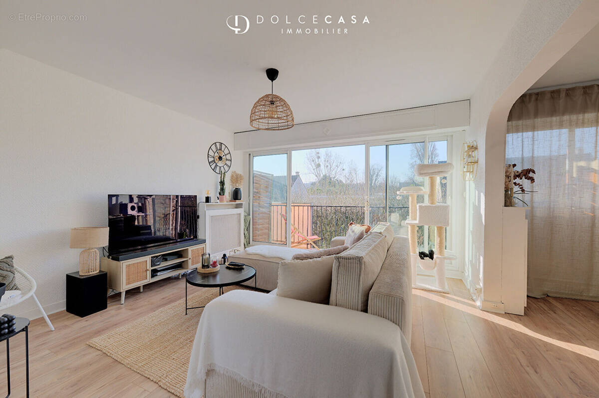 Appartement à LE PERREUX-SUR-MARNE