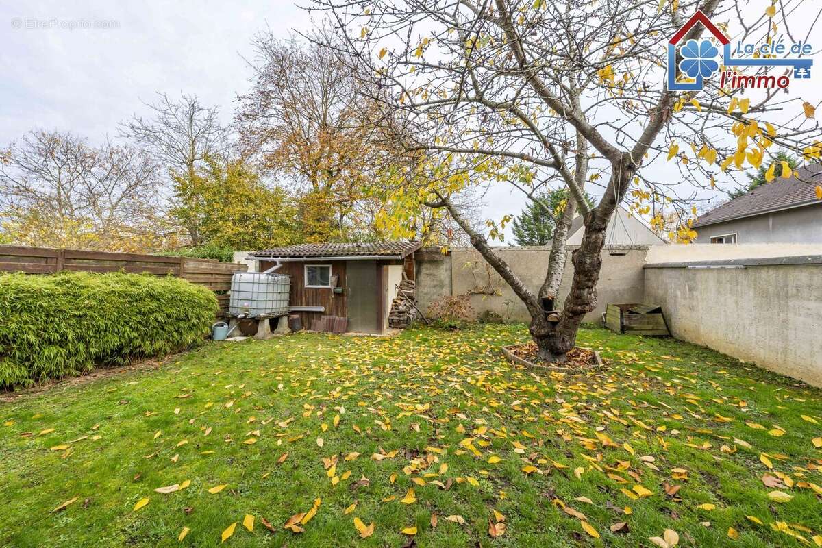 Maison à MOISSY-CRAMAYEL