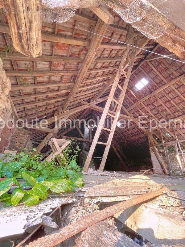 Maison à GIVRY-LES-LOISY