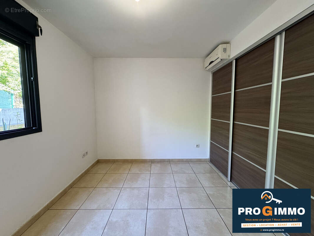 Appartement 68 m² à Saint-Pierre  - photo 6