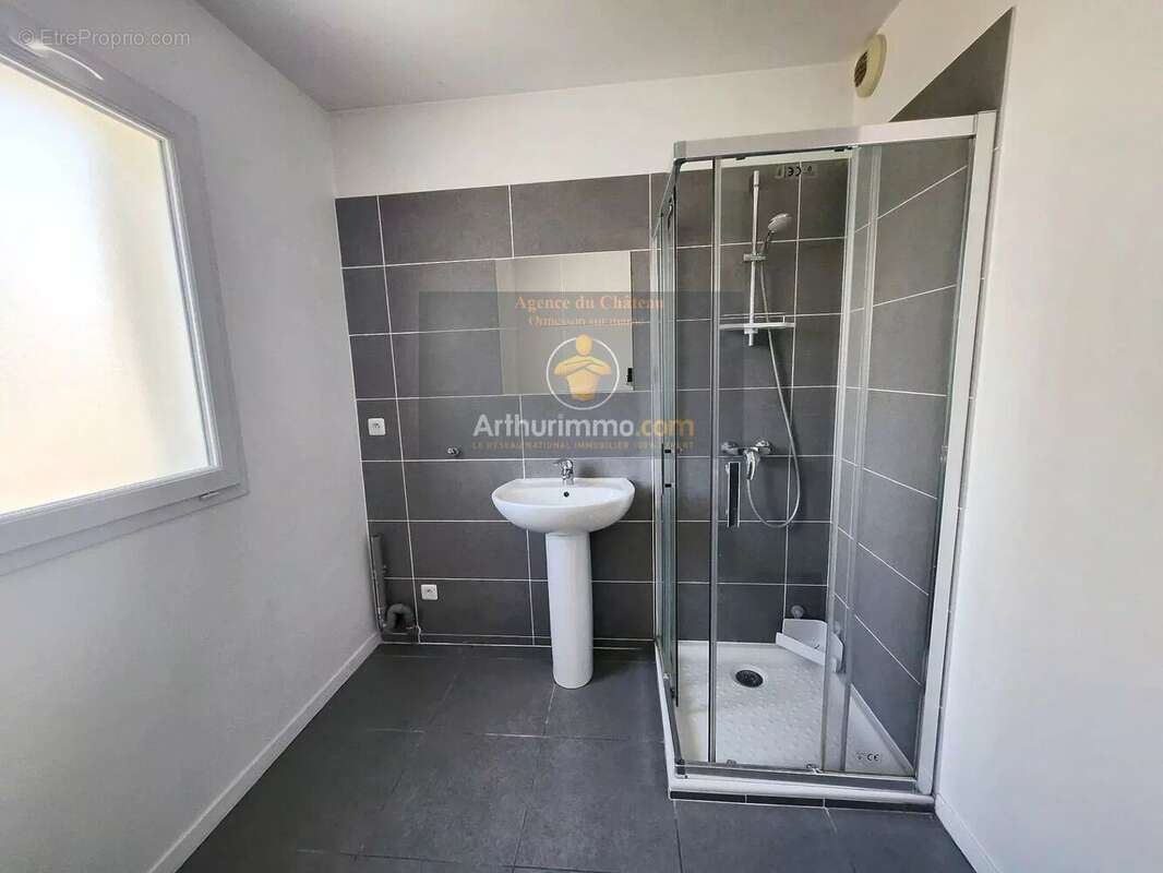 Appartement à CHENNEVIERES-SUR-MARNE