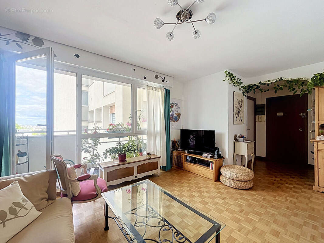 Appartement à FONTENAY-AUX-ROSES
