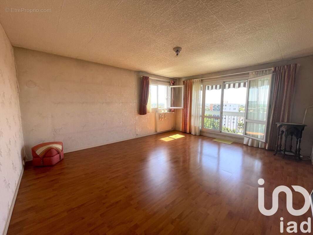 Photo 9 - Appartement à TAVERNY