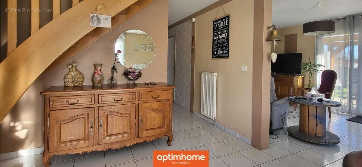 Thaon les Vosges maison familiale 5 chambres  Terrain de 700m² - photo 5