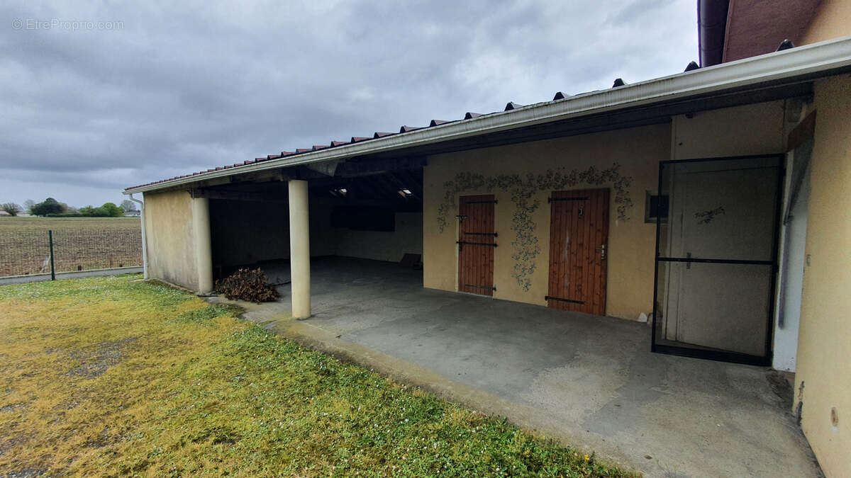 Maison à HAGETMAU