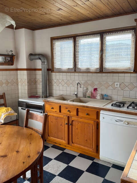Achat - vente  : maison - chalet - grange - bel ensemble  a renover - montagny 73350 - photo 15