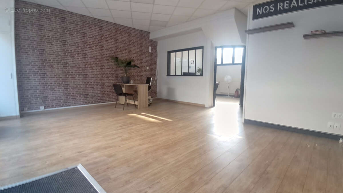EXCLUSIVITE Agence : murs commerciaux - photo 2