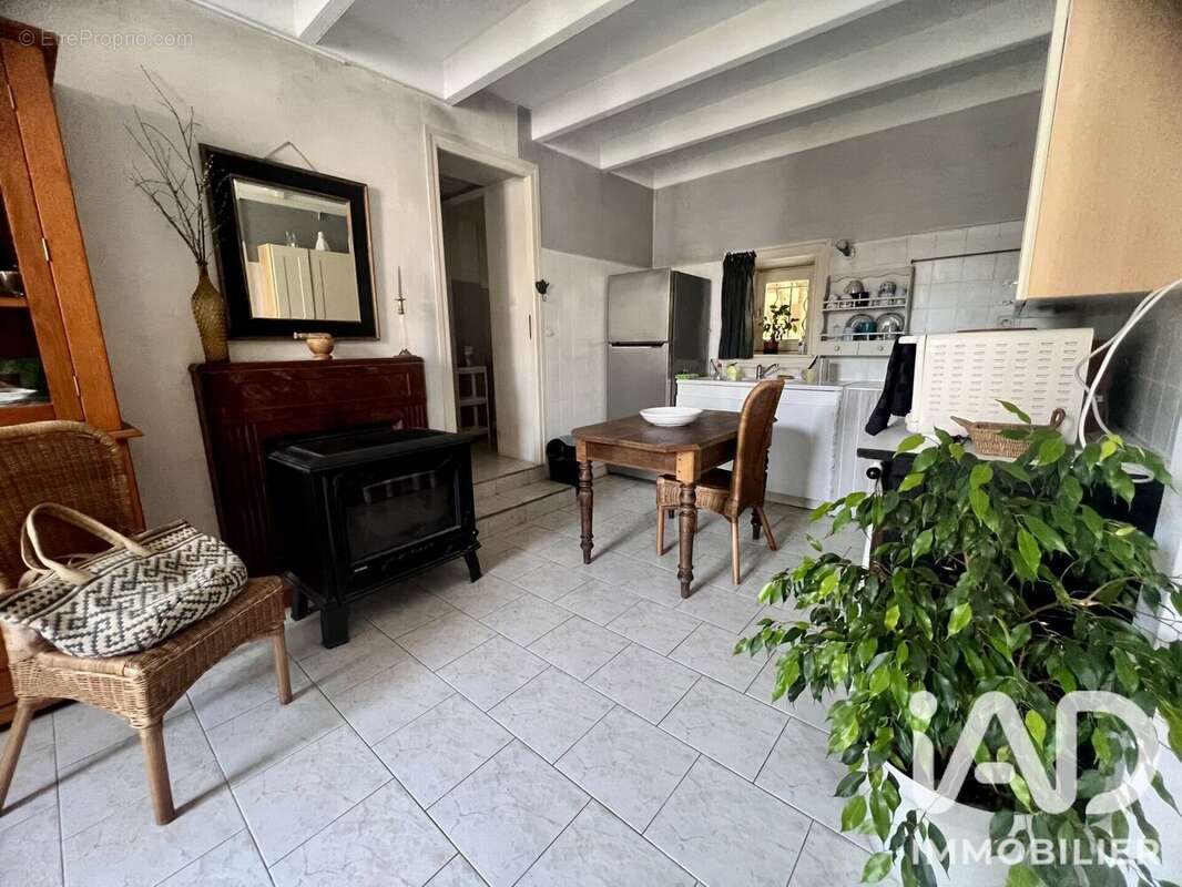 Photo 2 - Maison à SAINT-CHRISTOPHE
