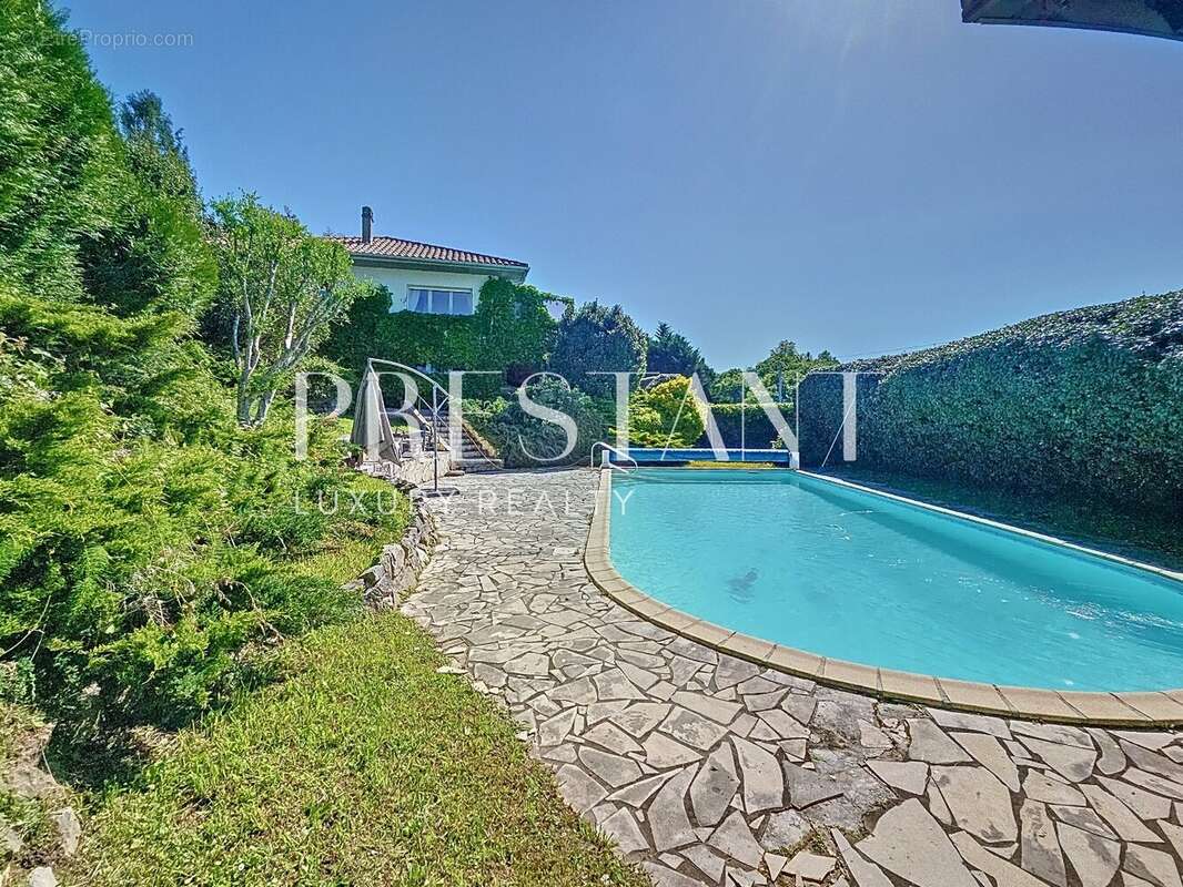 Maison à VILLEFRANQUE