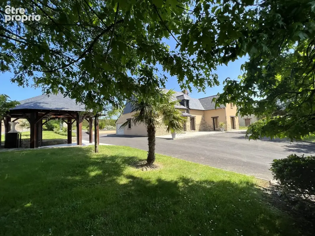 Maison 8 pièces 160 m² à vendre à Chateaugiron (35410) - photo 2