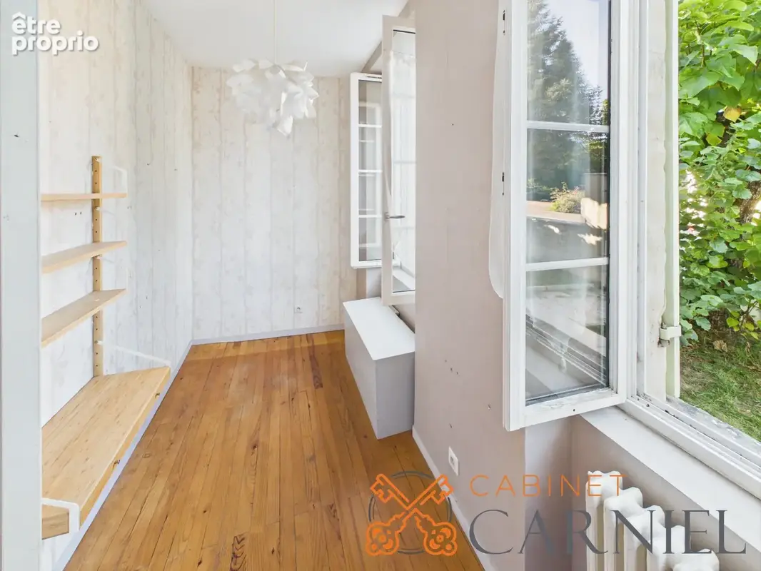 Maison bourgeoise en pierre entièrement rénovée avec piscine, garage et jardin - photo 8