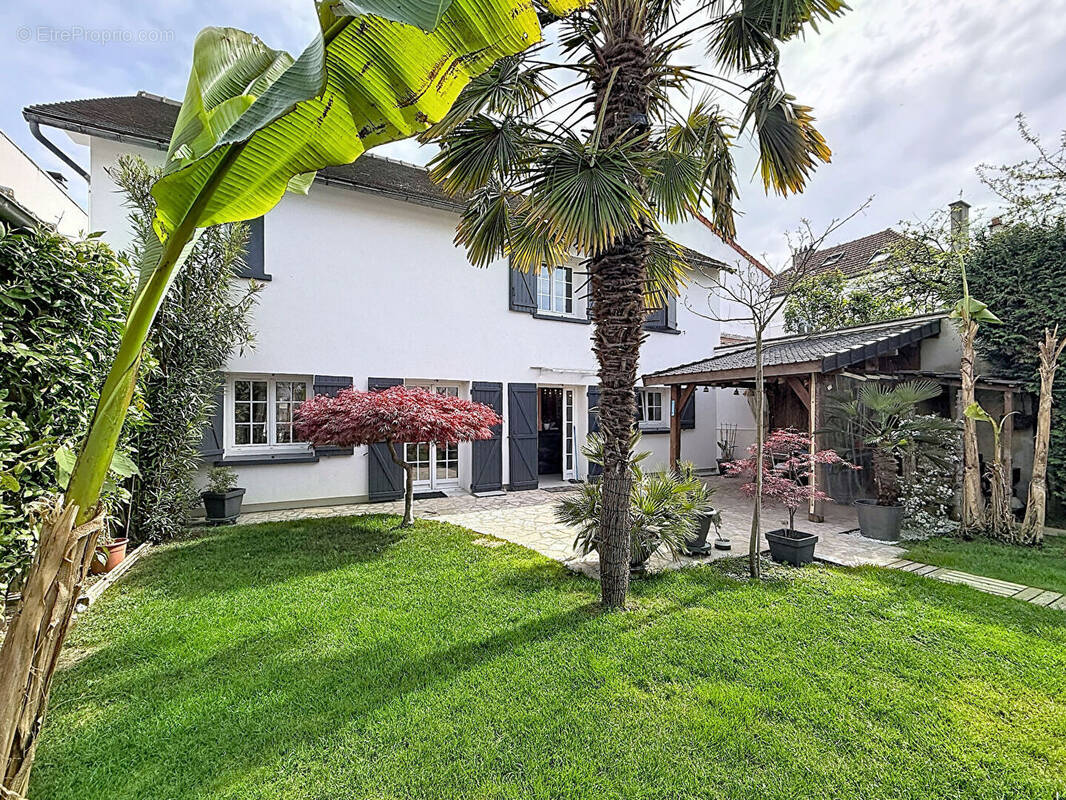 Maison à SAINT-MAUR-DES-FOSSES