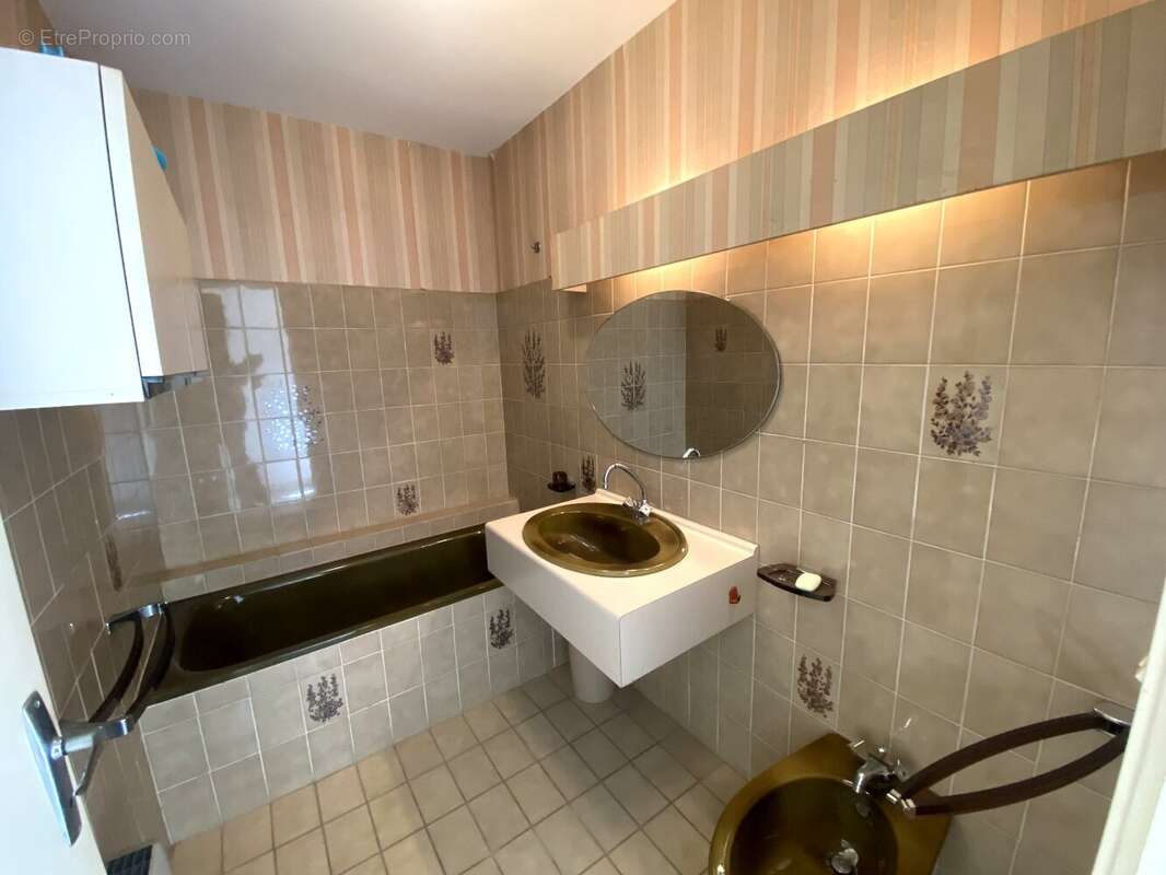 AGDE - Splendide Maison de 168m² à Agde, Proche de Toutes les Commodités - photo 18