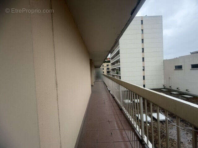 Photo 9 - Appartement à SAINT-ETIENNE