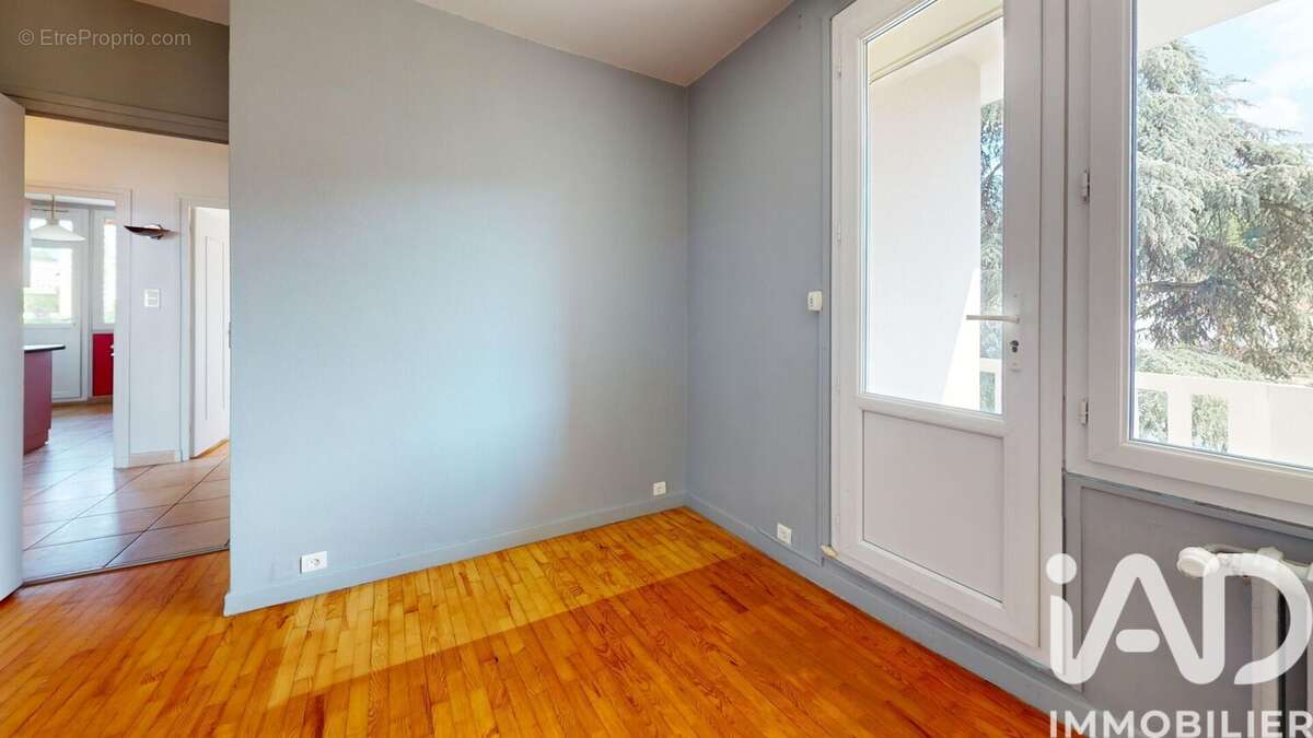 Photo 9 - Appartement à SAINT-ETIENNE