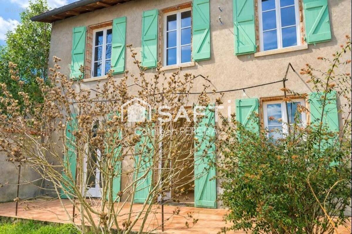 Photo 1 - Maison à SAINT-SULPICE