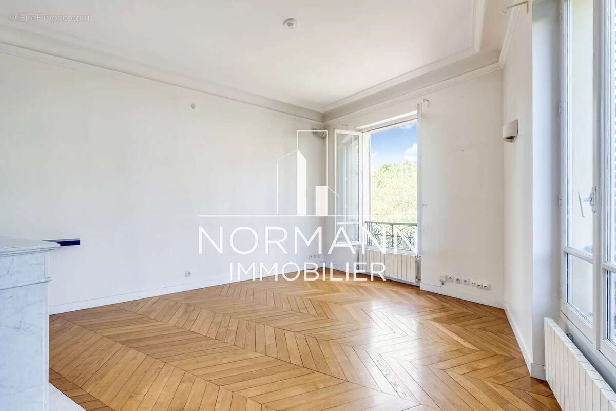 Appartement à LEVALLOIS-PERRET