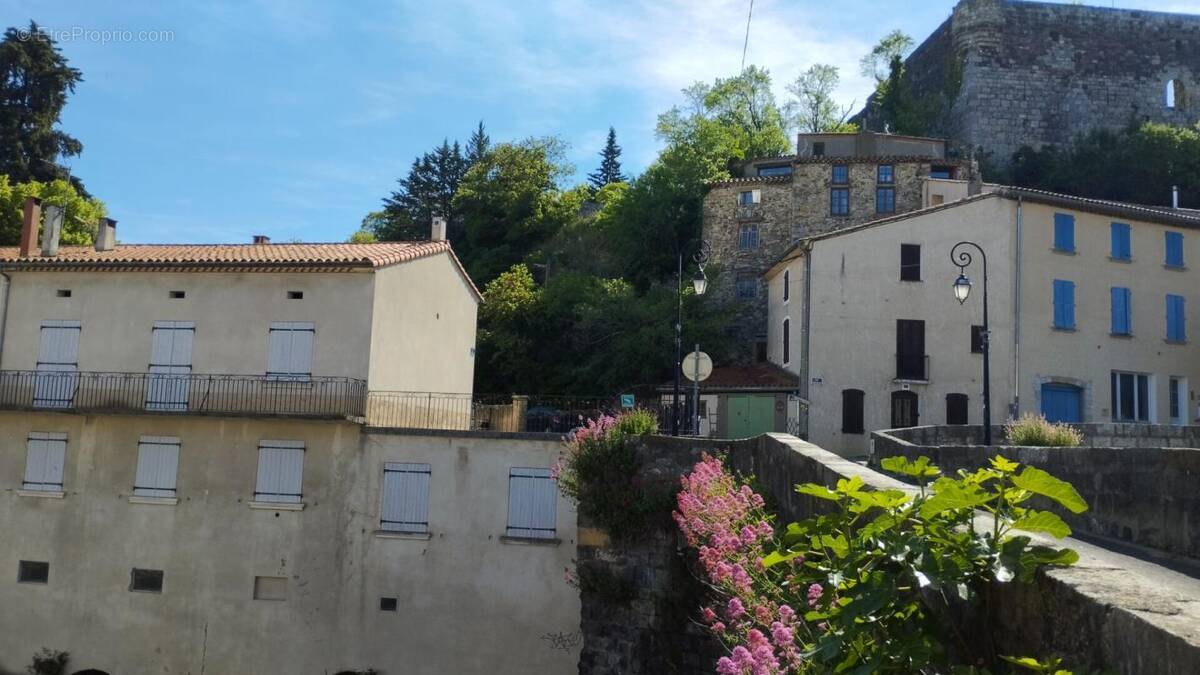 Maison à QUILLAN