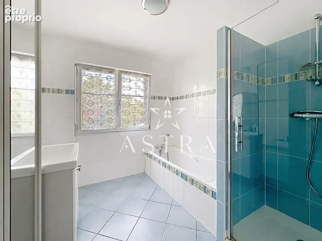 Antony Maison de 2003 prête à vivre, 180 m² habitables, 510 m² de terrain - photo 8