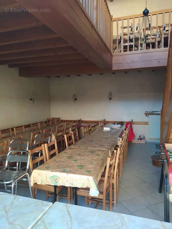 Commerce à VARACIEUX