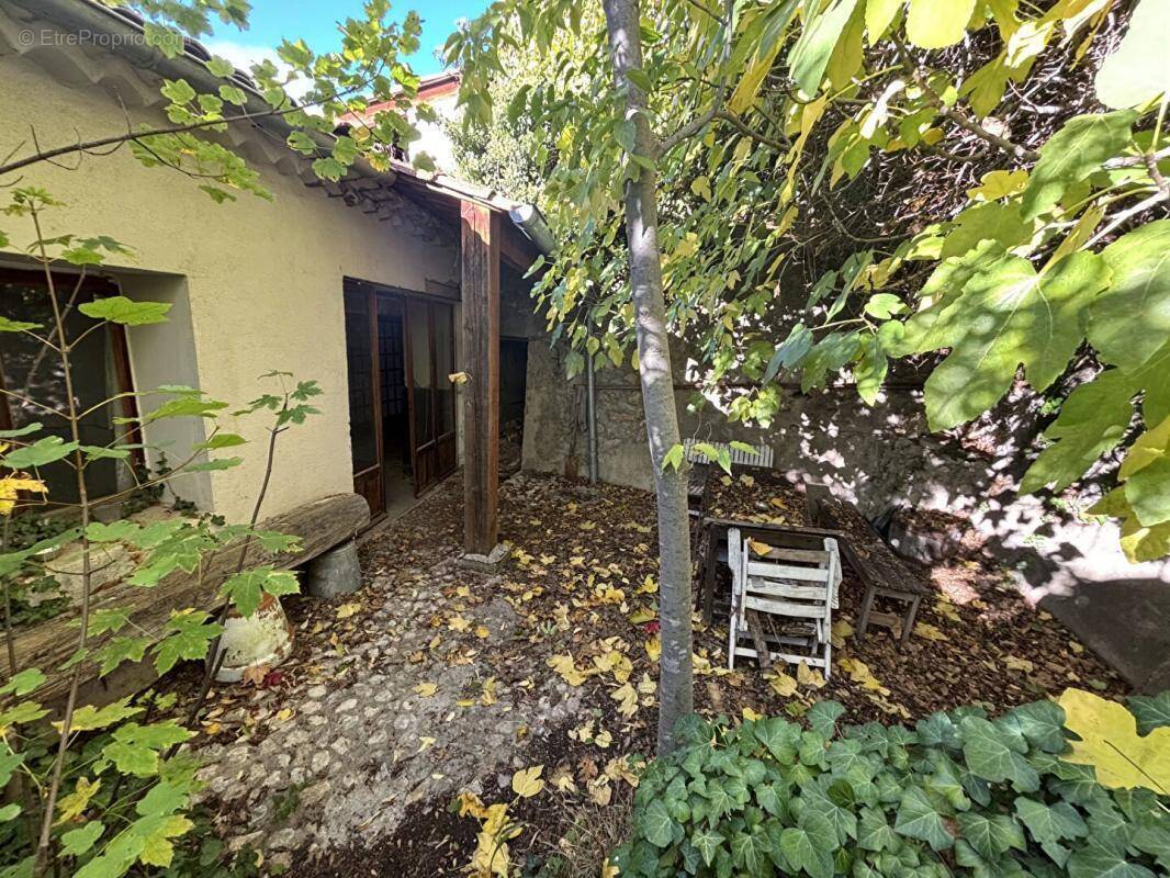 Appartement à MOUSTIERS-SAINTE-MARIE