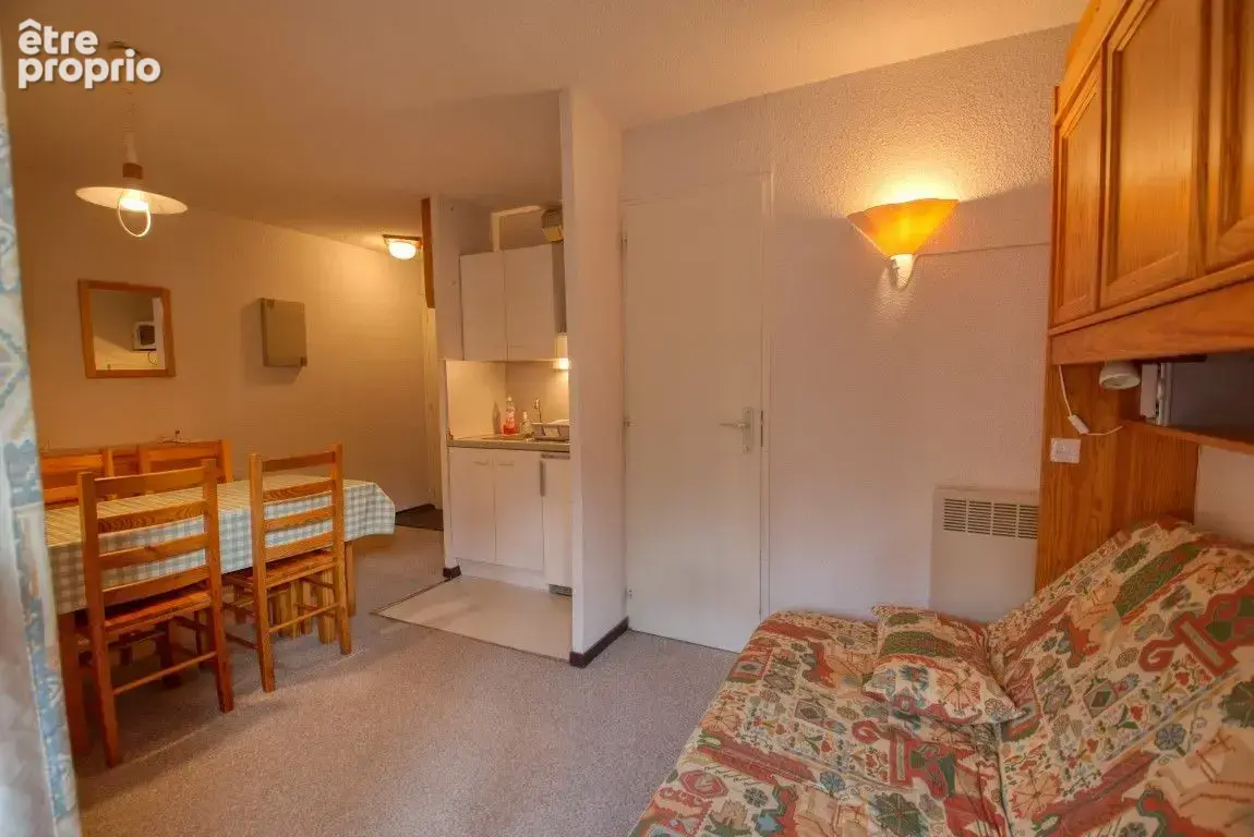 Appartement à MORILLON
