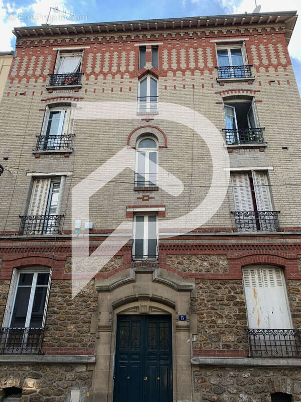 Appartement à COLOMBES