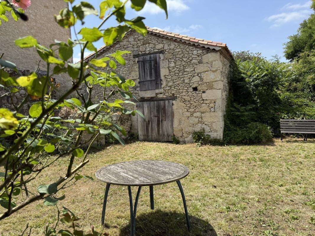 Maison à LA ROMIEU