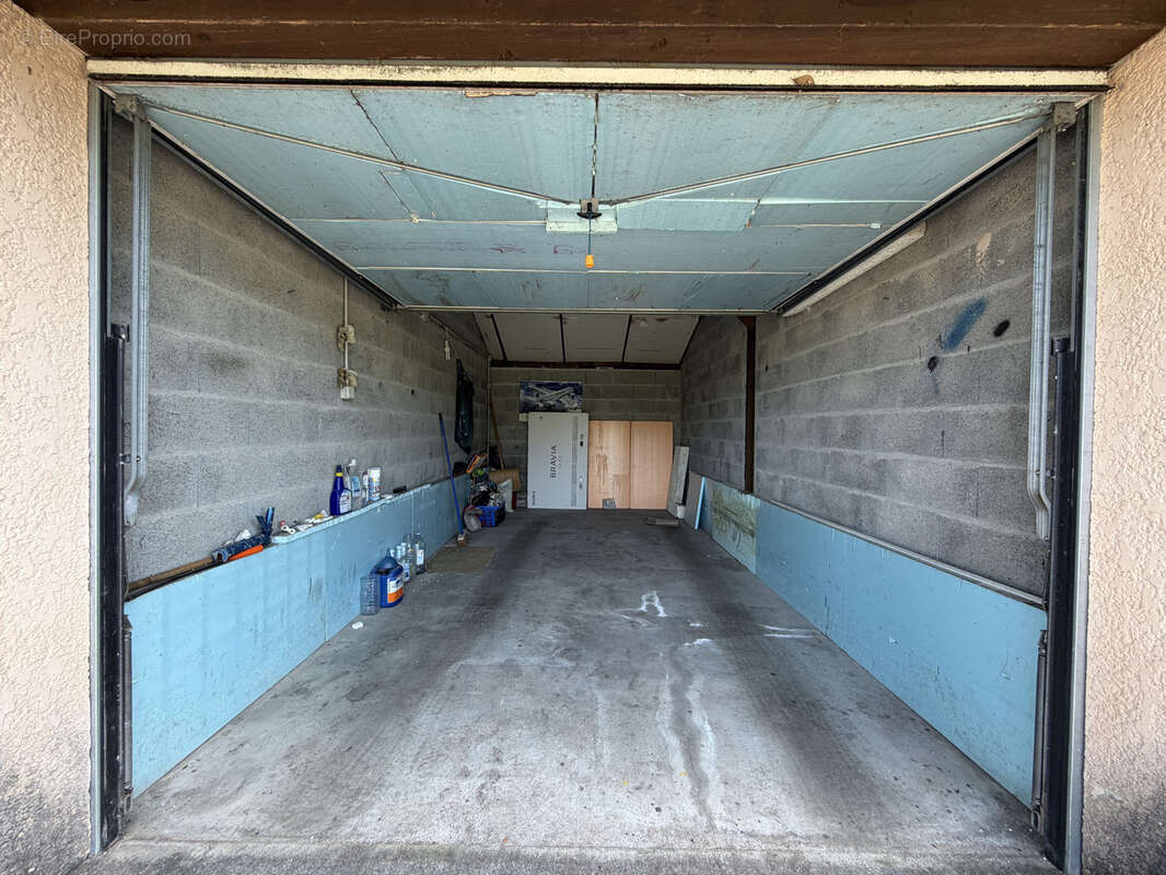 Appartement à BONNE