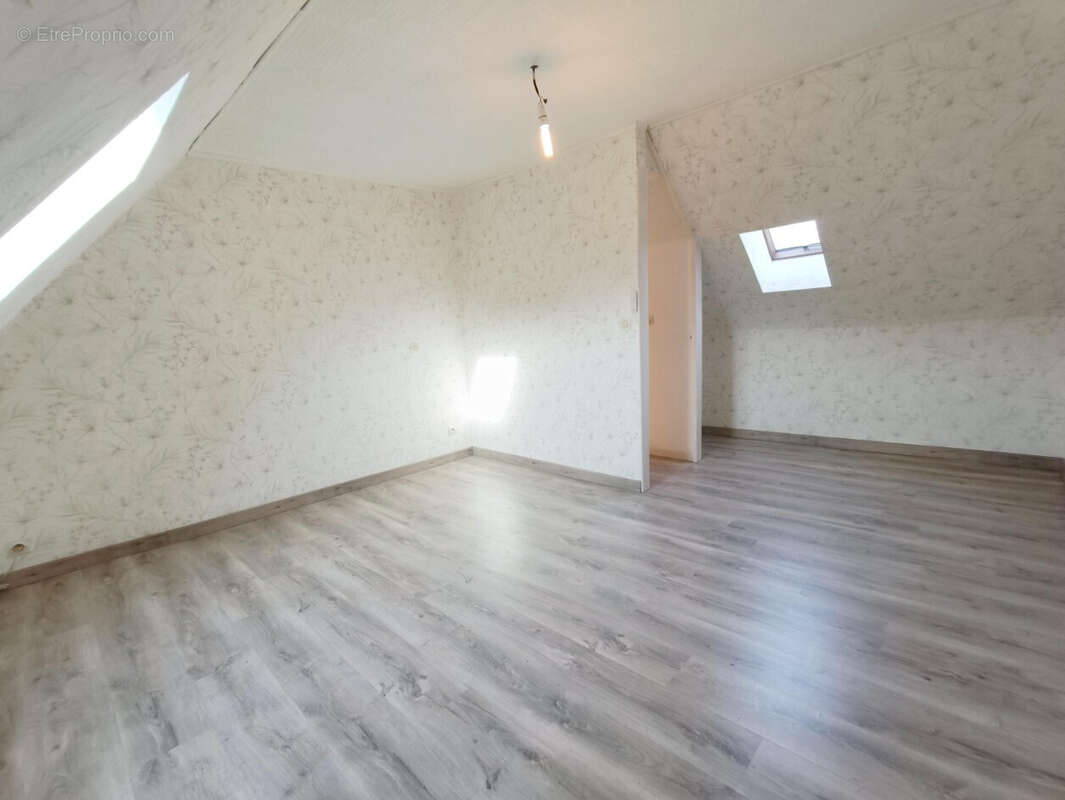 Maison 2 Chambres et jardin quartier St-Maurice - photo 13