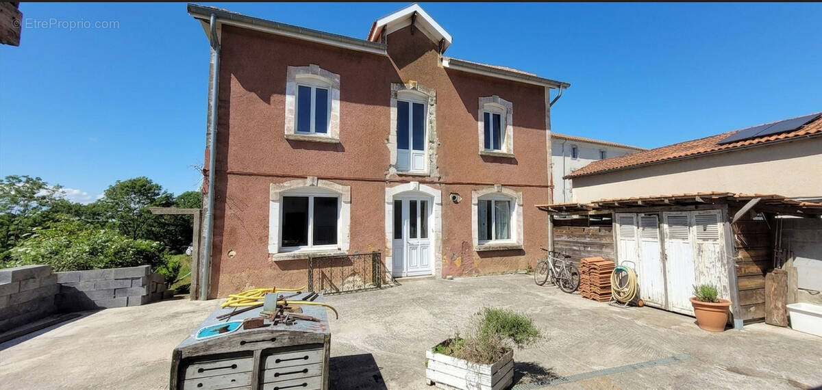 Maison à BATS