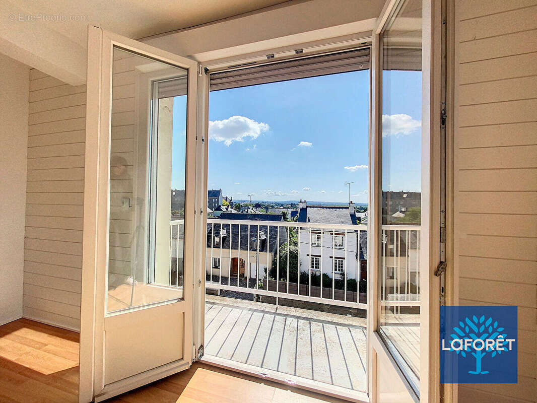 Appartement à FOUGERES