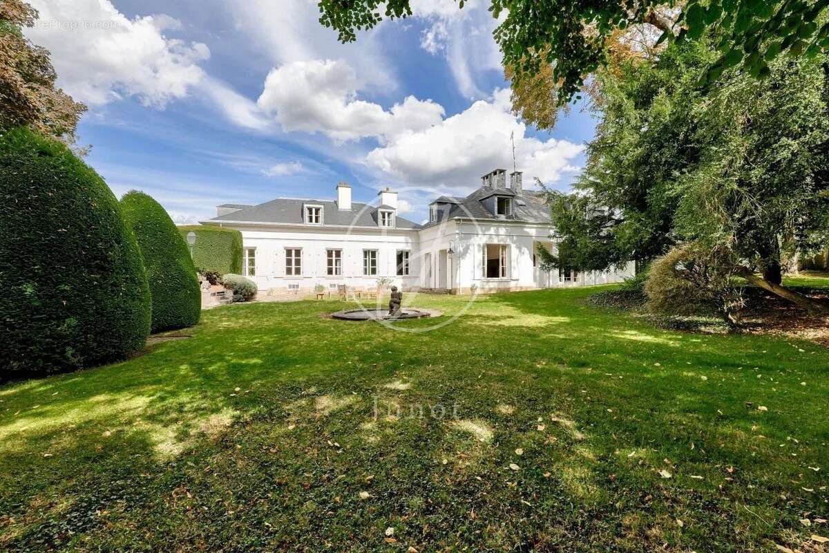 Maison à VERSAILLES