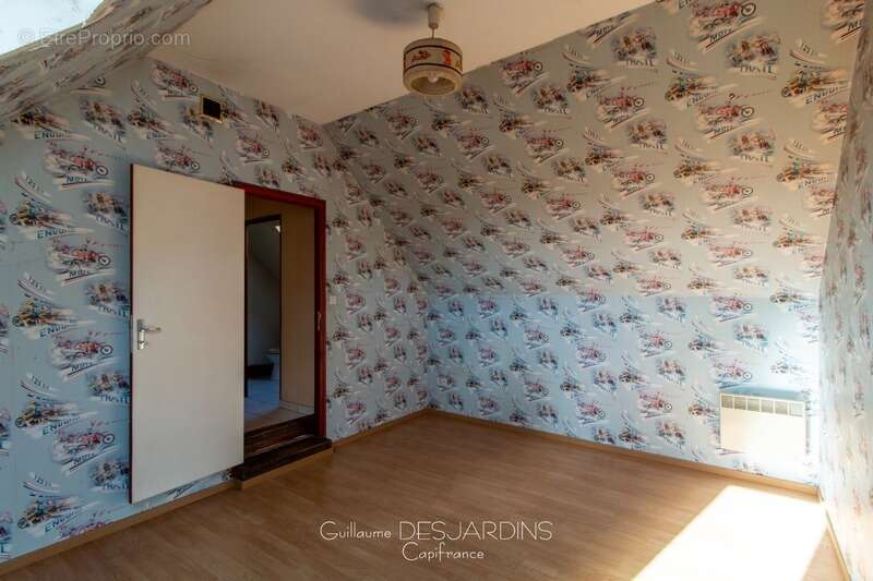 Maison à MOULINS-LA-MARCHE