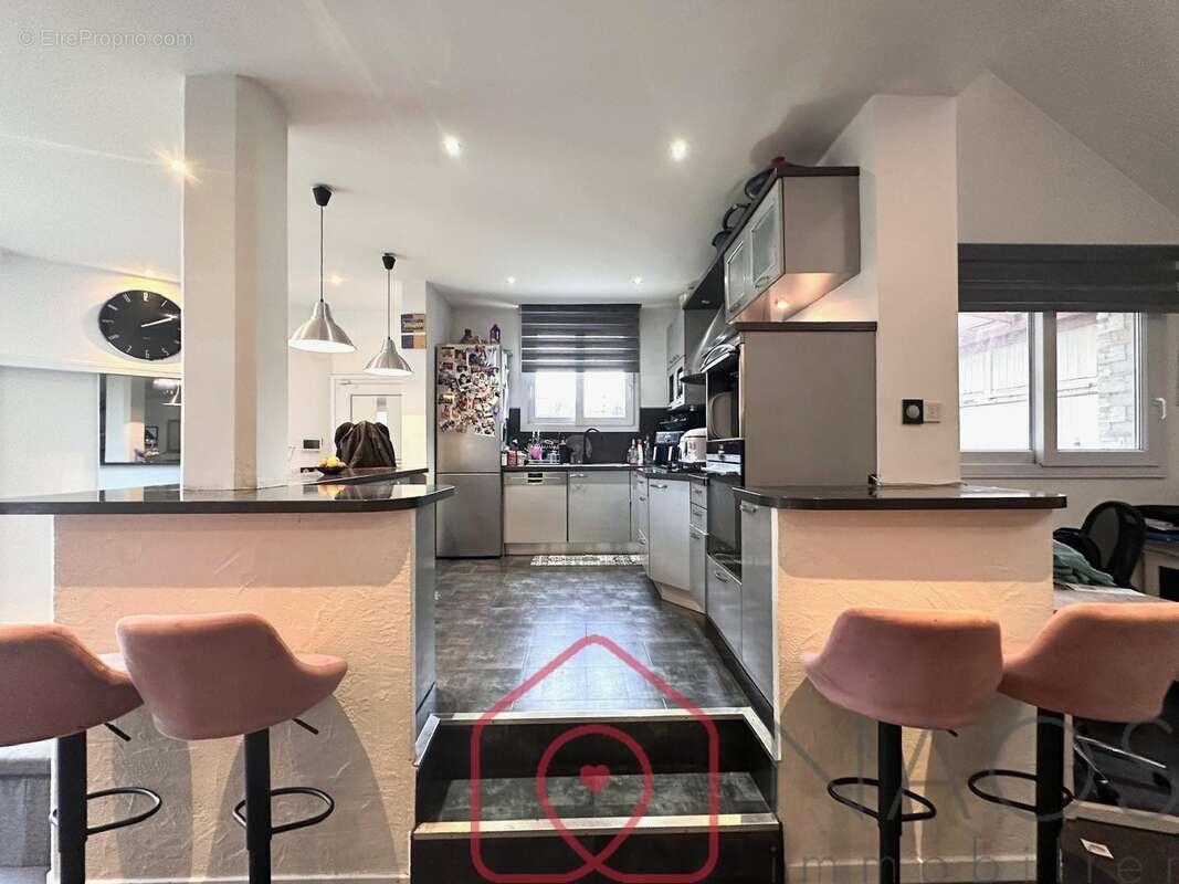 Maison à LE PLESSIS-ROBINSON