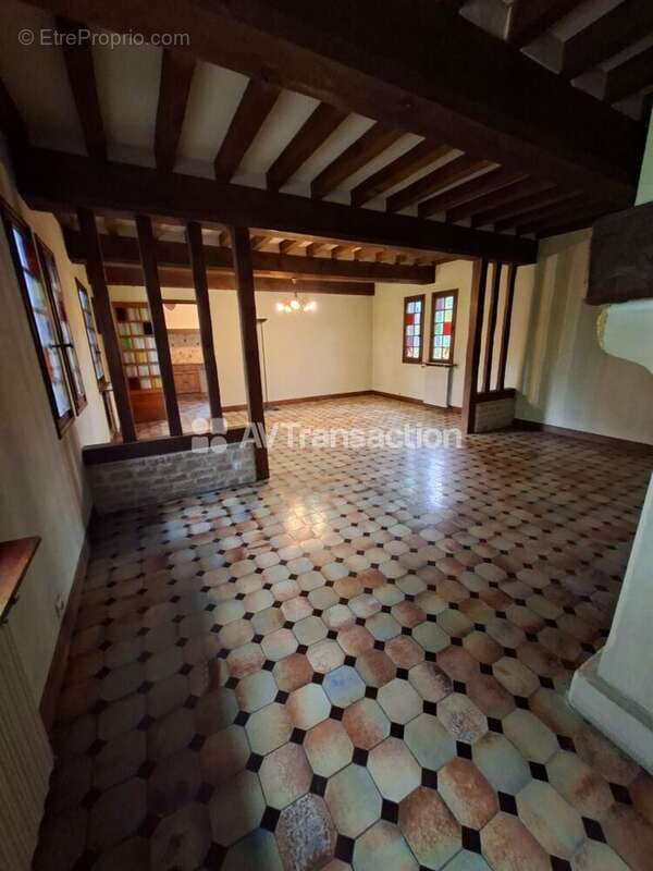 Maison à AMFREVILLE-LES-CHAMPS