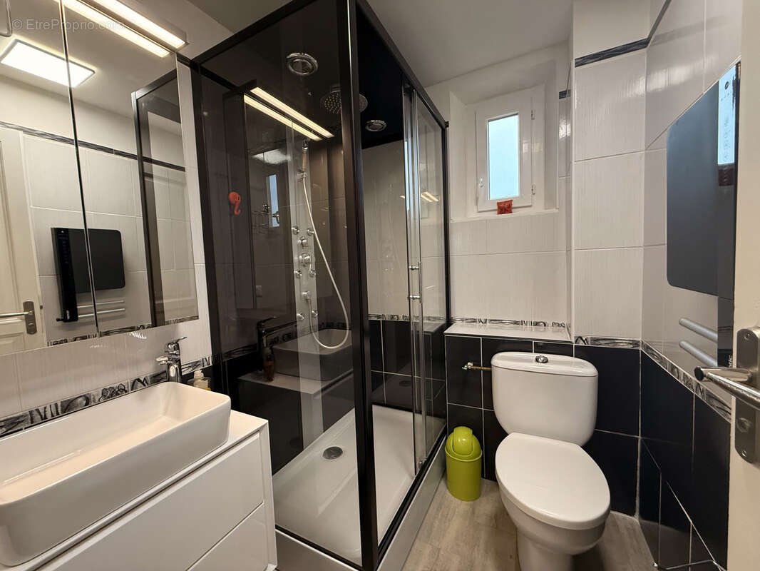 Appartement à MALLEMORT