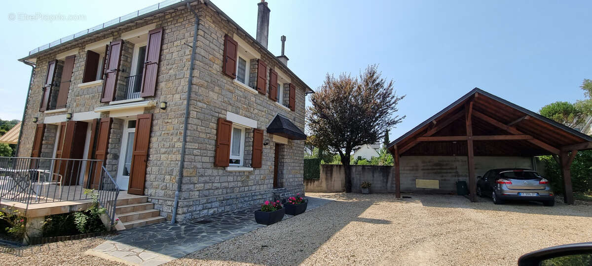 Maison à ESPALION