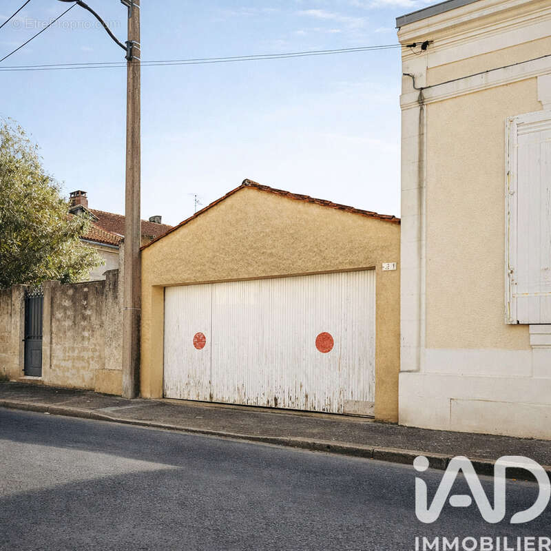 Photo 3 - Parking à BERGERAC